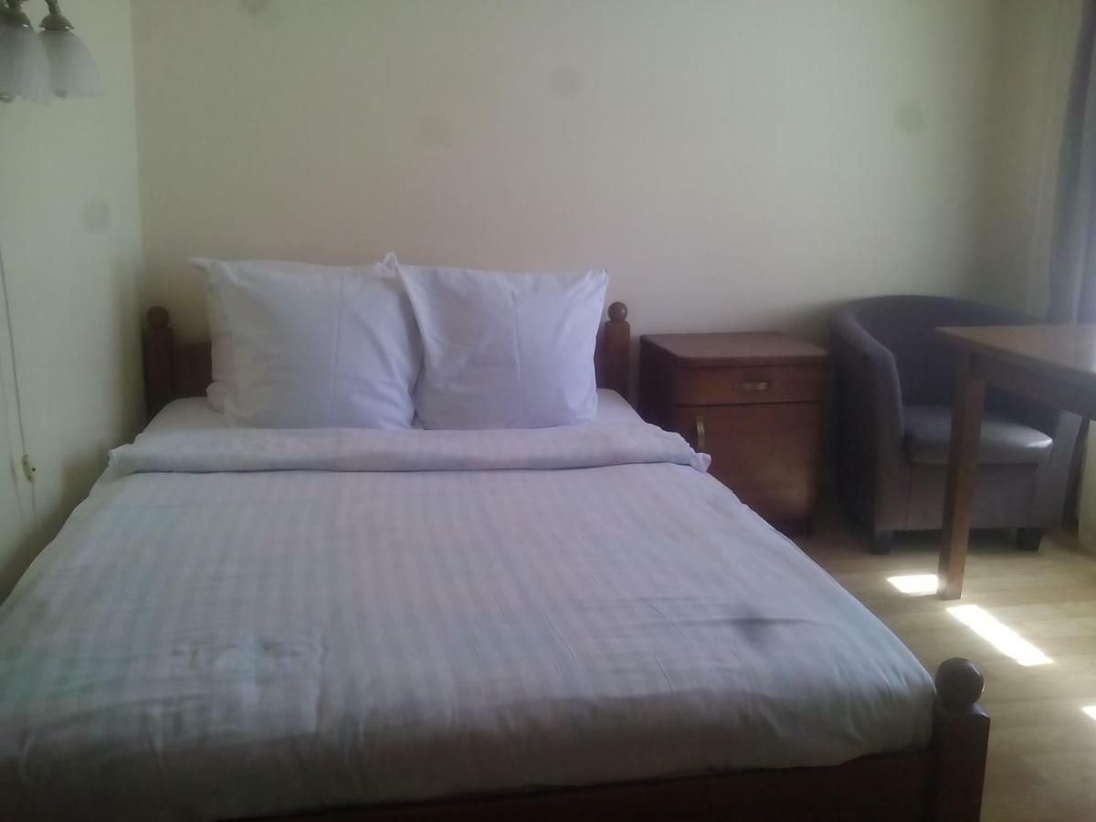 Sveciu Namai Avada Hotell Klaipėda Exteriör bild